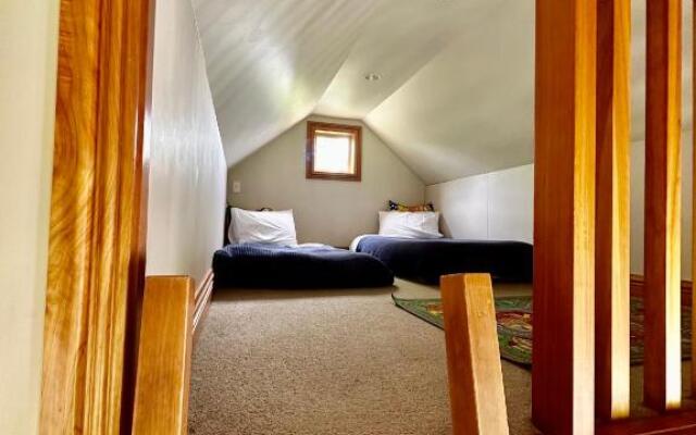 Lexi's Lodge