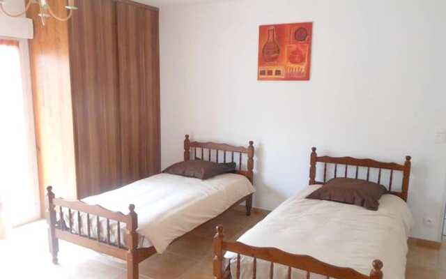 House With 3 Bedrooms in Blaye, With Enclosed Garden and Wifi