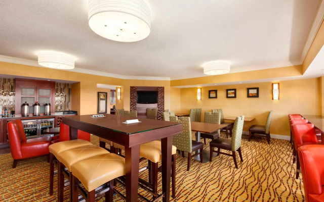 Radisson Hotel Cedar Rapids
