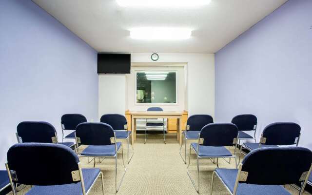 Microtel Inn & Suites by Wyndham Southern Pines / Pinehurst