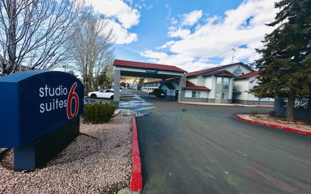Studio 6 Flagstaff, Az