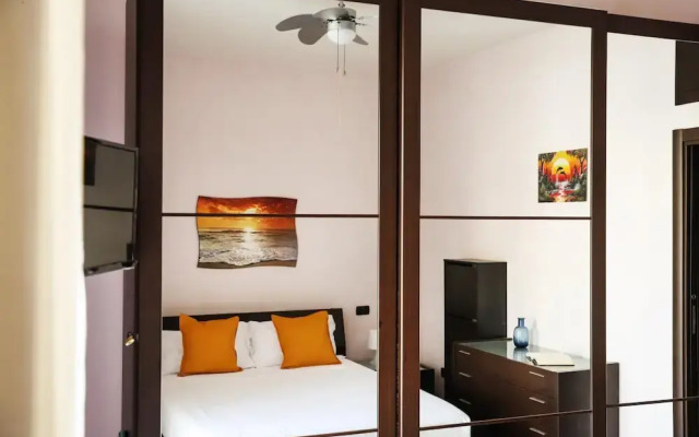 Metro Solfatara Apartment by Wonderful Italy