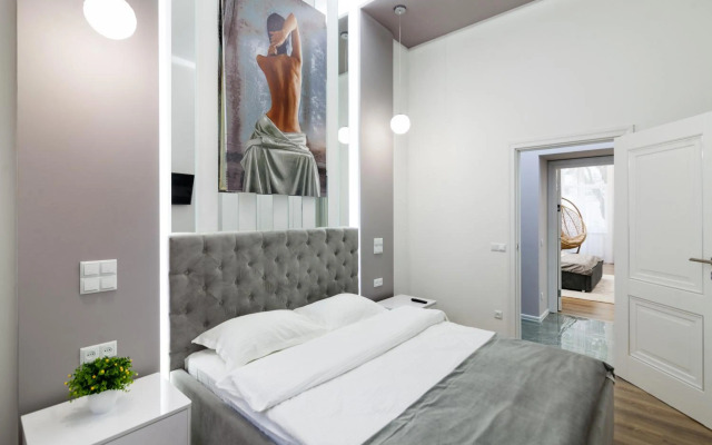 Royal Art-apartment on Chaikovskogo 26