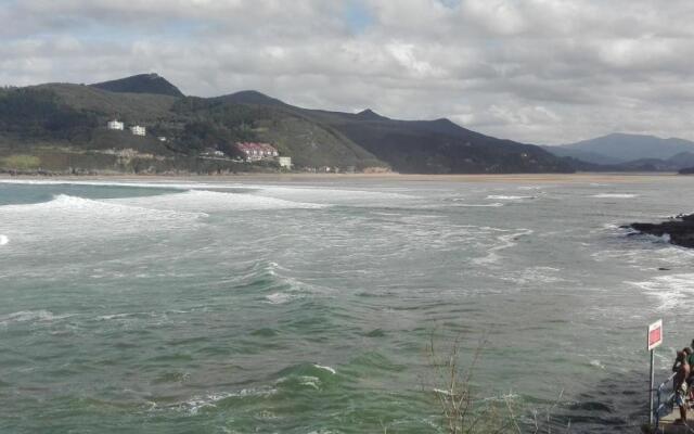 Mundaka Home