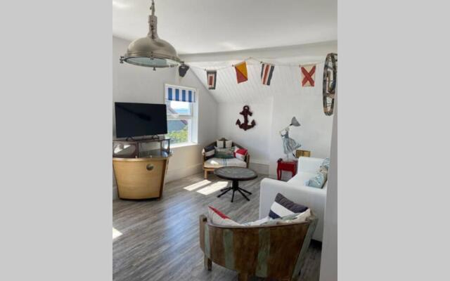 Seagulls Rest Marine Themed Seaview Apartment