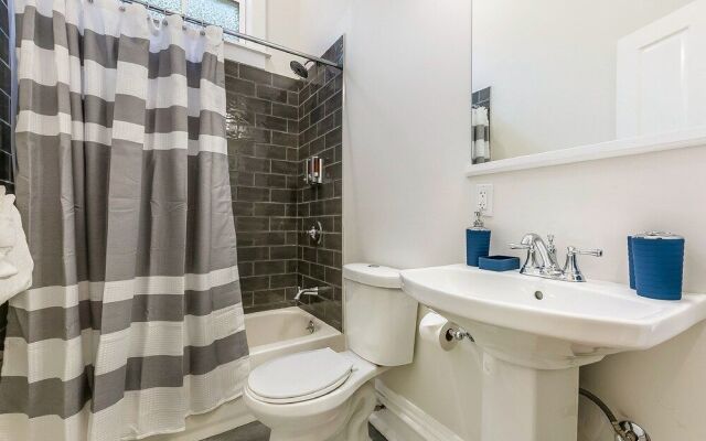 Spacious 3BD/5min to French Quarter