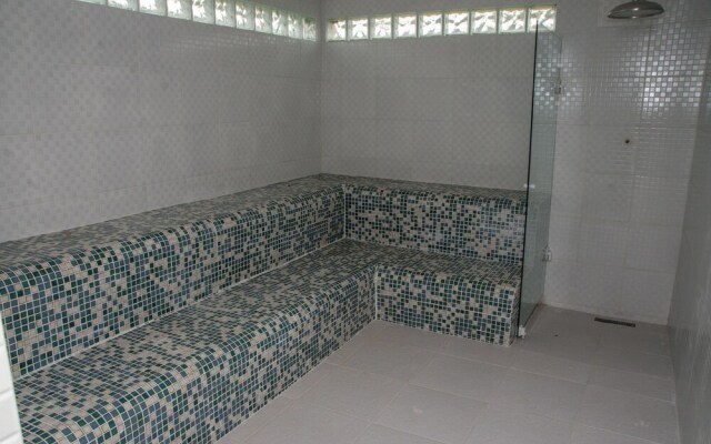 Hotel Mil Flores