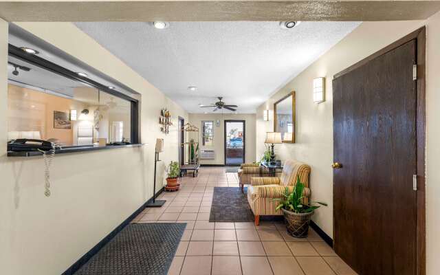 Americas Best Value Inn Decatur, IL