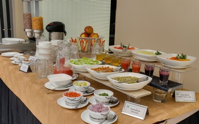 Cygnett Inn Silverleaf