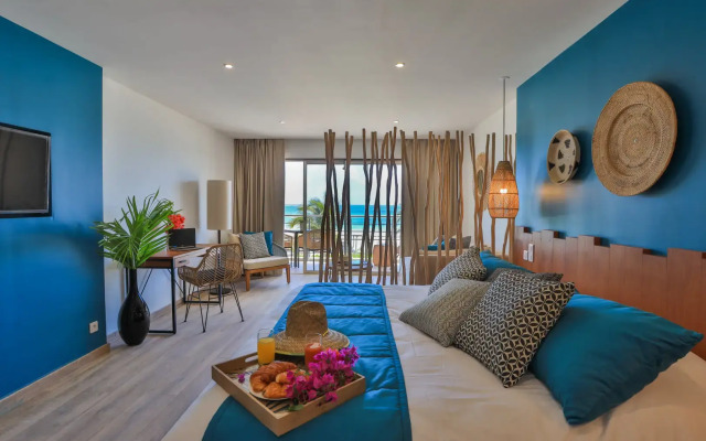 Orient Beach Hotel