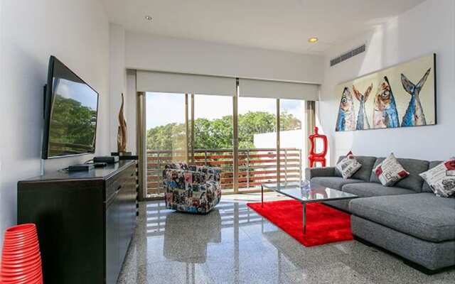 Infinito 21 PH & Jacuzzi by Tripintravel