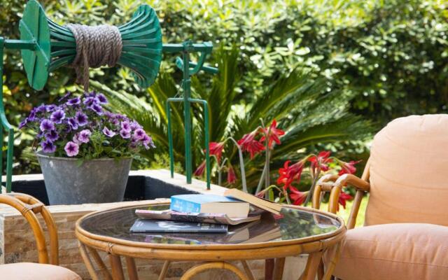 Relaxing family house with garden in Avra, Rafina