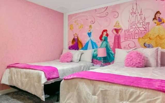 2901 Amazing 8BD Cinema and Game Room