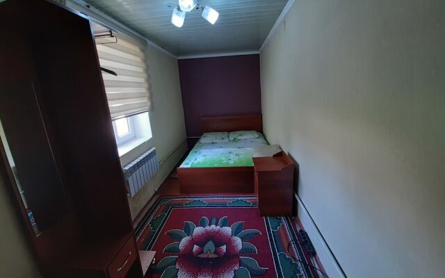 Hostel Nur