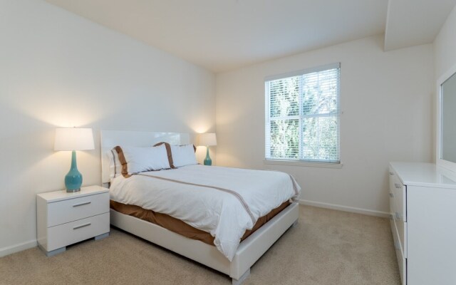 The Oaks by Bluebird Suites