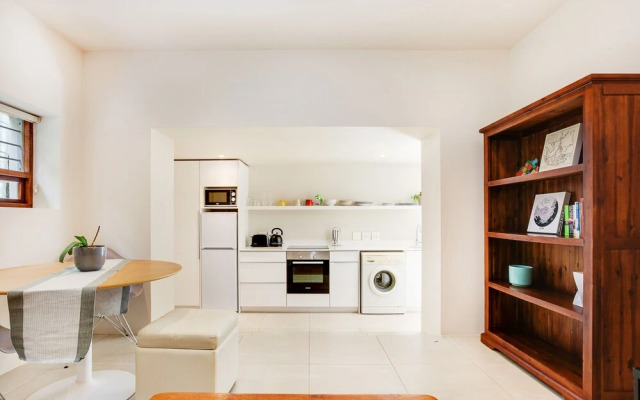 Cheviot Place Garden Apartment