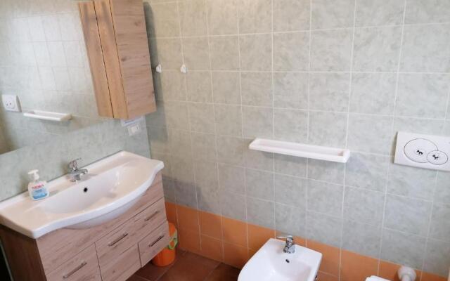 Sant'Antonino Apartments