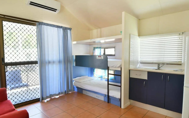 BIG4 Rainbow Beach Holiday Park – Guest Rooms – Rainbow Beach