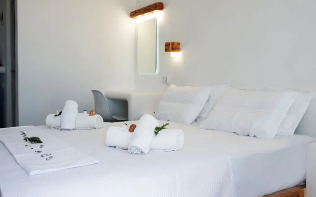 Petra Mykonos Studios & Suites