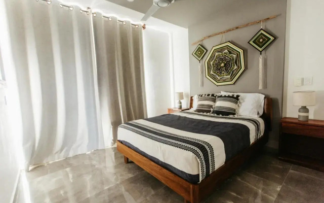 Dune Luxury Condos - Suite w Private Terrace