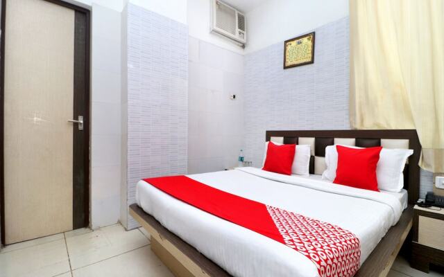 Raj Tirath Niwas By OYO Rooms