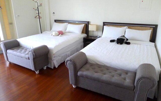 Amicasa Guesthouse