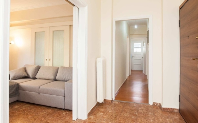 Spacious New Apartment in Alimos