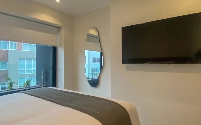 w Sensational 2BR in Miraflores Near Larcomar
