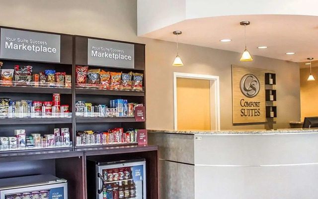 Holiday Inn Cheshire - Southington by IHG