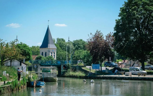 Studio Appartement Claye Souilly Parking Gratuit sur place
