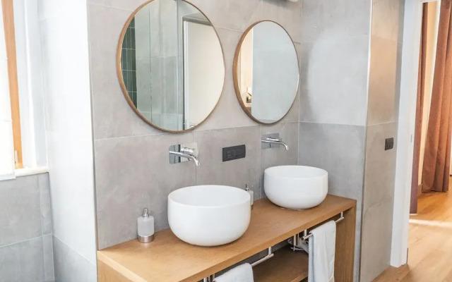 Castel Sant Angelo Luxury Rooms & Tour