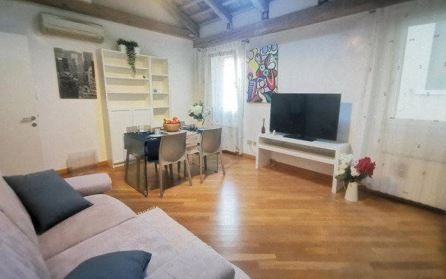 Romantic Sky Apartment