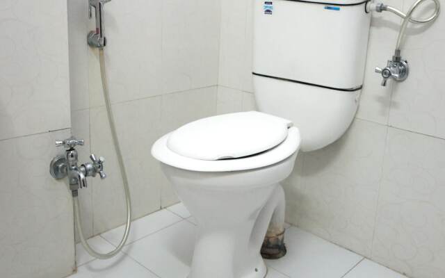 OYO 2326 Hotel Star Plaza