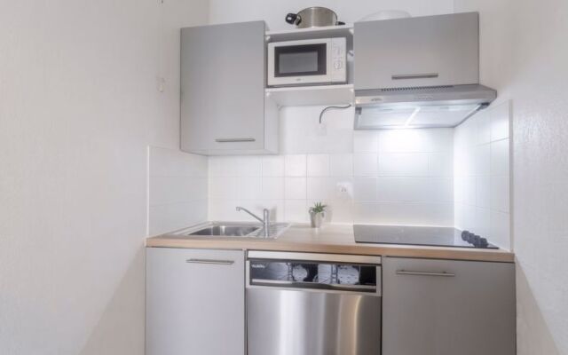 Villa LOpen Fréjus 18055