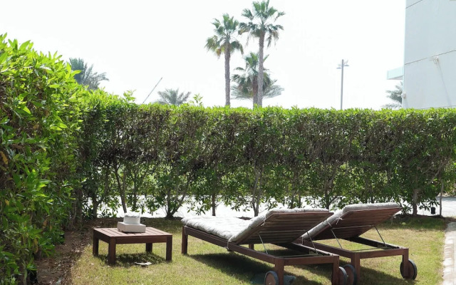 Sea & Garden View Apartments - The 8