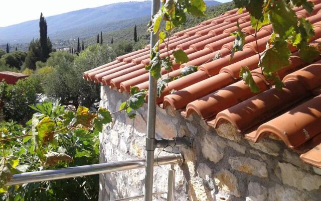The Stone House-Zacharatos Nikolaos