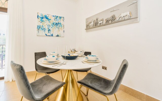 Mima's House in the heart of Dubai Downtown