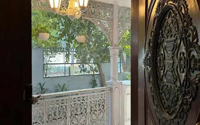 VILLA 33 Bed & Breakfast