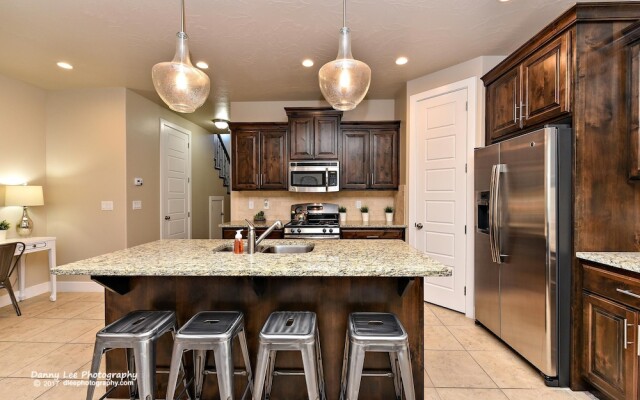 Gardiner's Getaway Villa 4