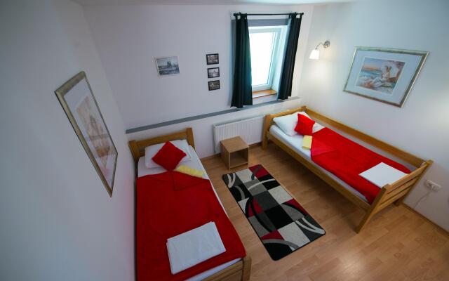 Hotel & Hostel Zagreb