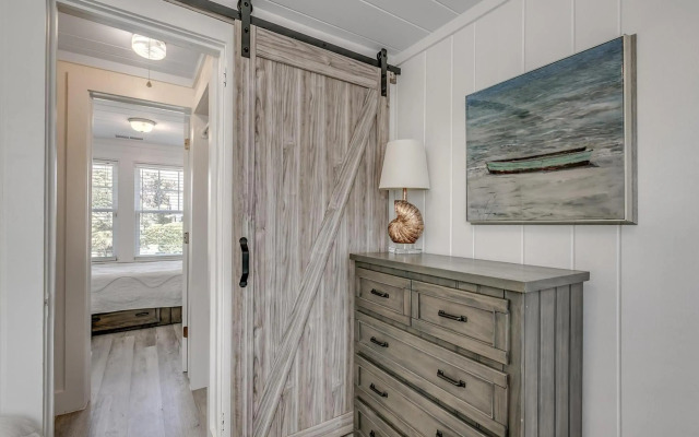 -Under The Sea (8 Bdrm / 7 Bath, Sleeps 22)