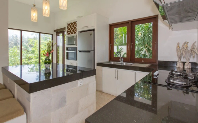 Club Corner Residence by Nagisa Bali