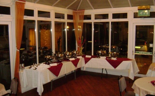 Olivers Lodge Hotel