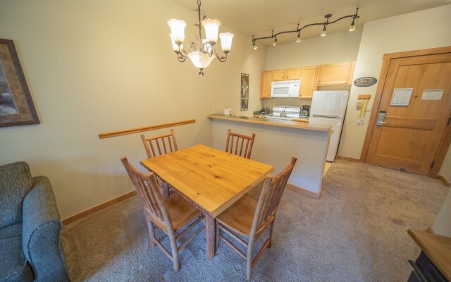 Arapahoe Lodge 8119 by SummitCove Lodging