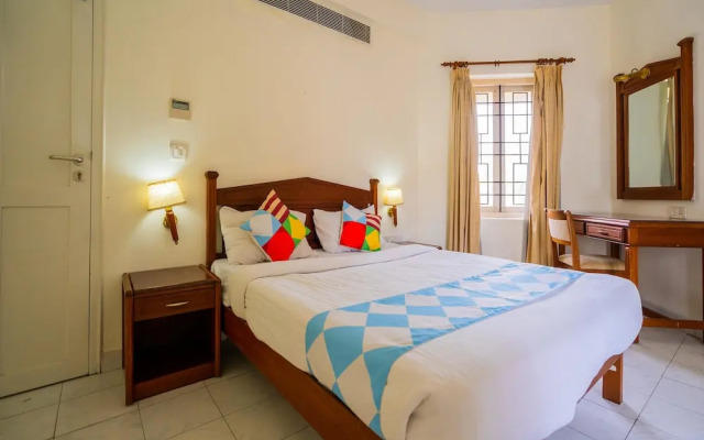 OYO 15459 Home Exotic 2BHK Vyttila