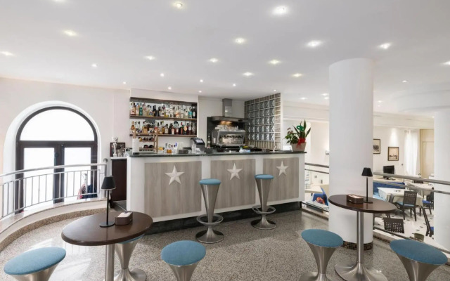 Hotel Eden