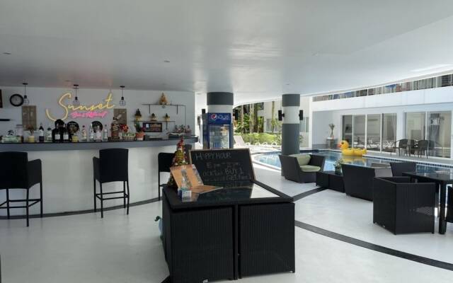 A2-stunning Seaview 4brs3baths Duplex Karon City