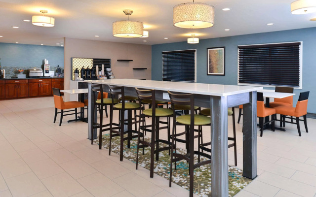 Best Western Long Beach Inn