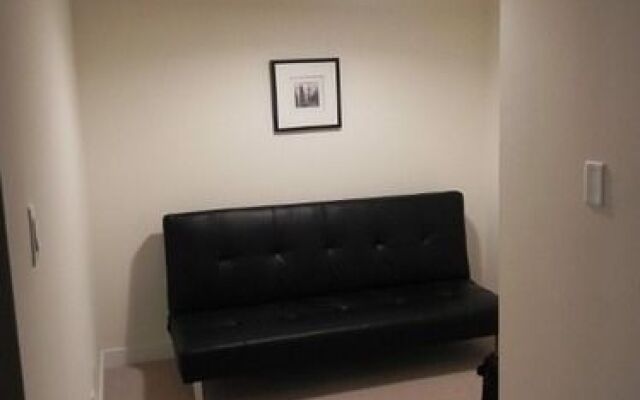 Pathway Luxury Suites - 4065 Brickstone