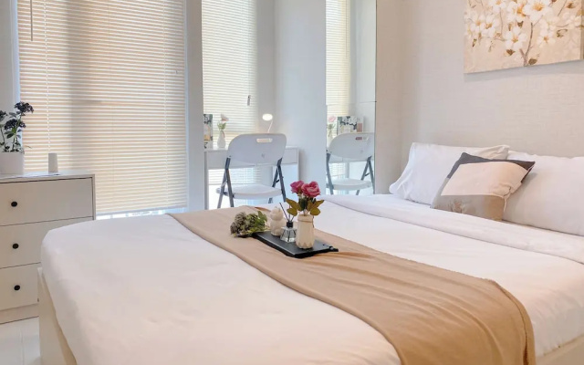 Good Deal And Restful Studio At Apartment Tokyo Riverside Pik 2 – Guest Rooms – Jakarta